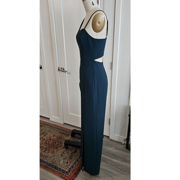 BCBGMAXAZRIA - Eve Asymetrical Jumpsuit in size XS - Picture 3 of 9